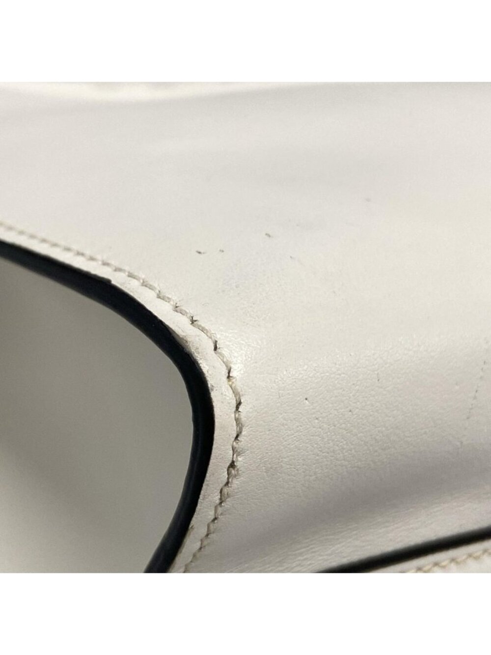 Prada Tote White Leather - Picture 6 of 15